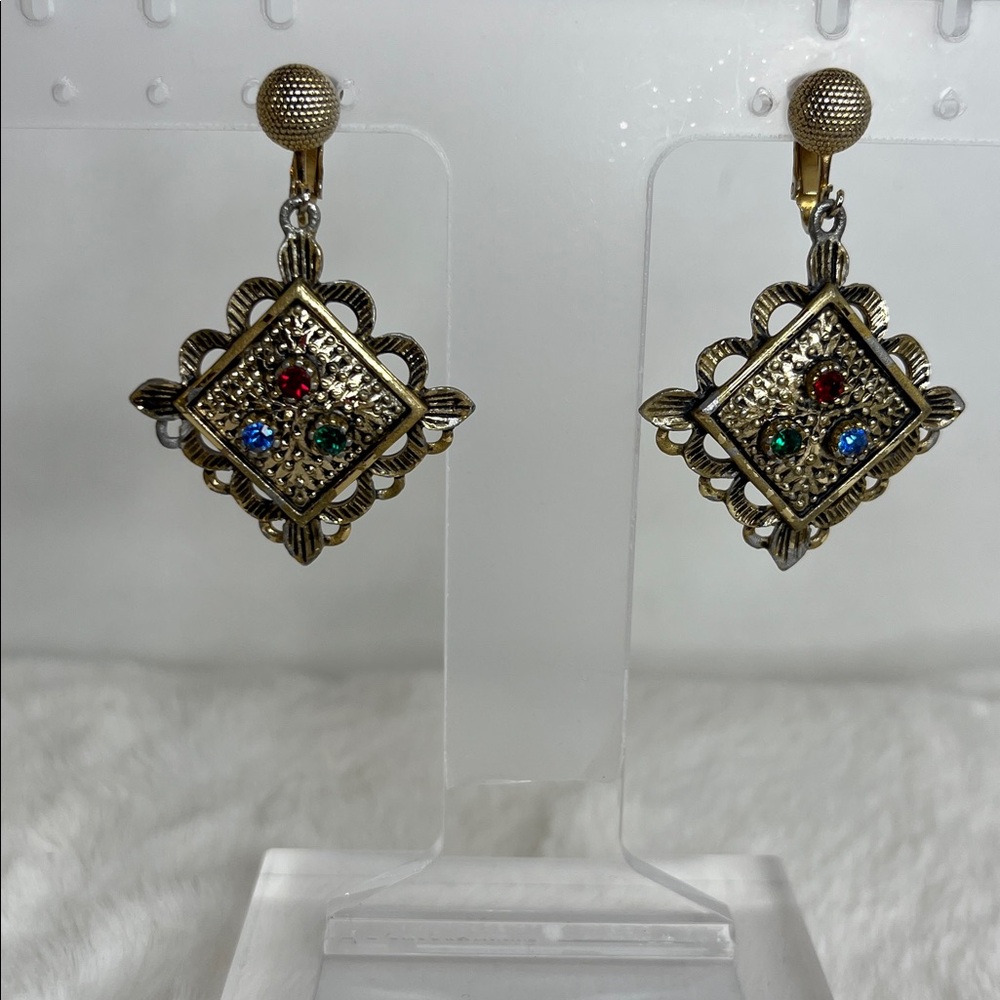 Sarah Coventry Vintage Clip Earrings